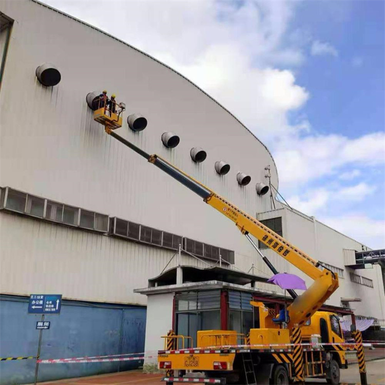 炉霍高空作业车出租服务：专业广告牌安装解决方案