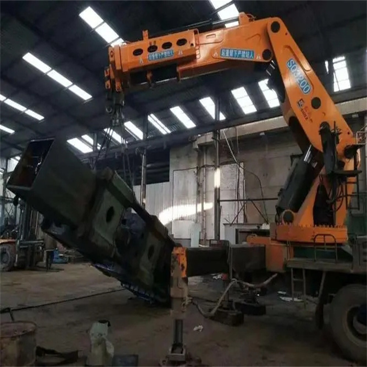 炉霍200吨折臂吊出租