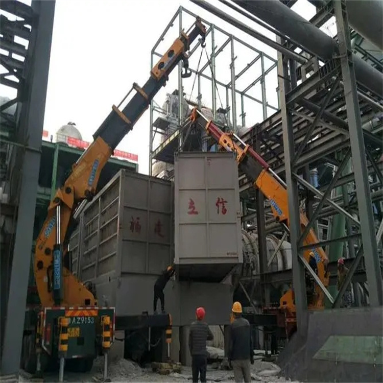 炉霍折臂吊车租赁电话