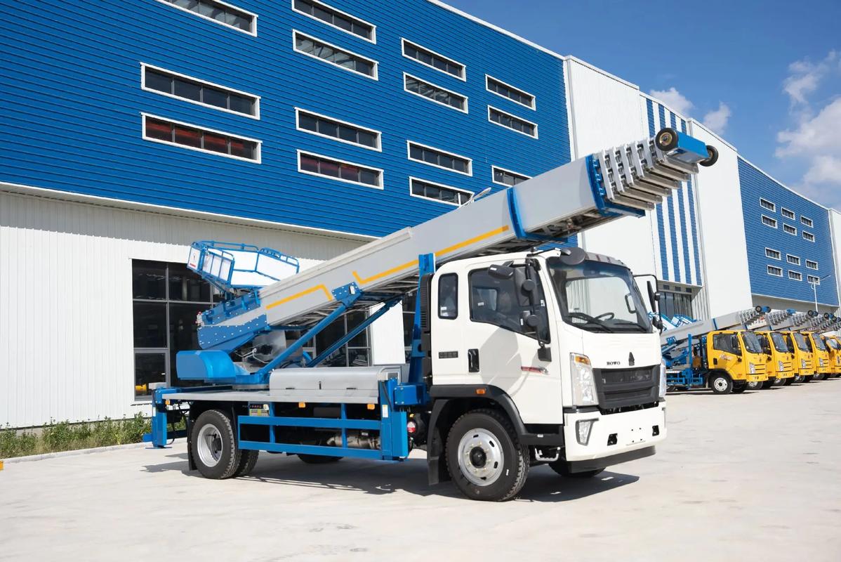 炉霍出租云梯车高空作业车 建筑垃圾搬运