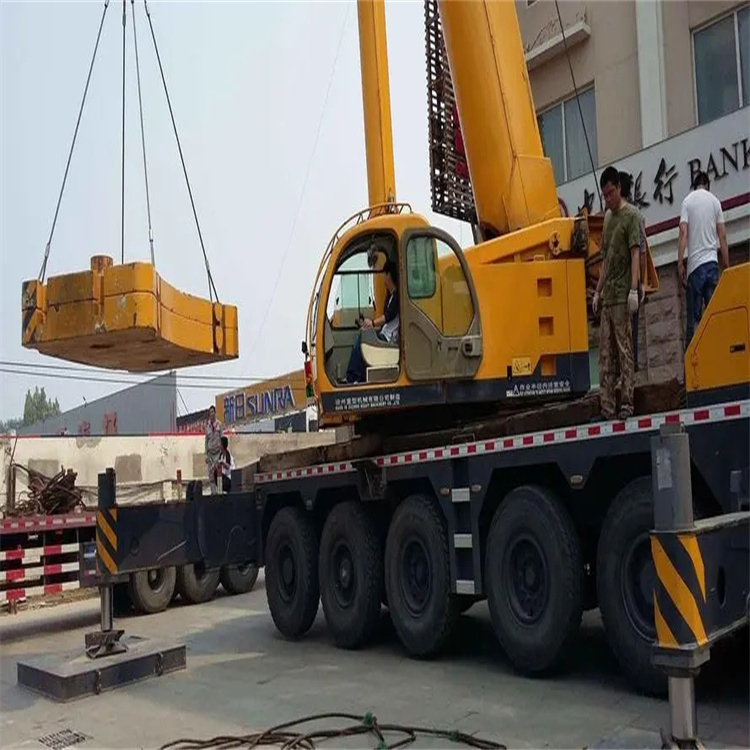 炉霍当地吊车出租|机器吊装|75吨|工厂搬迁服务